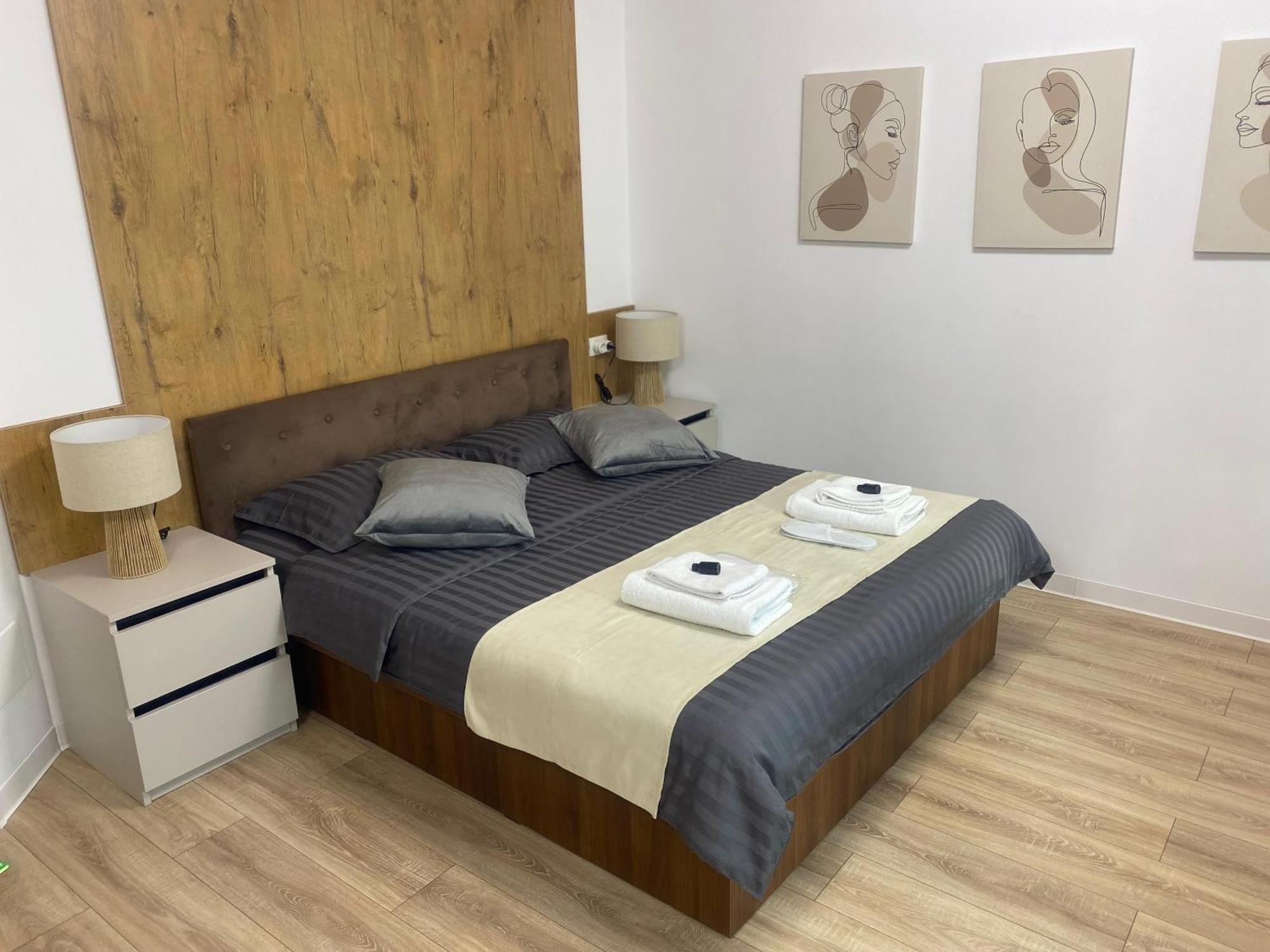 Central Luxury Apartment Iasi Buitenkant foto